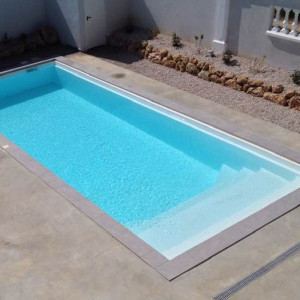 Coque piscine 9.00 X 3.70m Lara 9