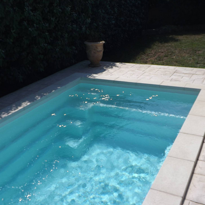 Mini coque piscine