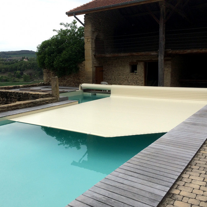 Volet Piscine Lames PVC Beige