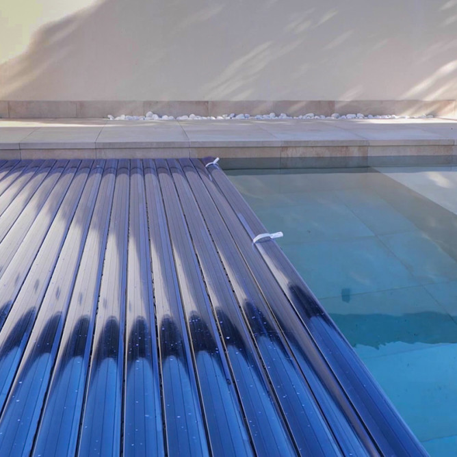 Volet piscine 5m x 3m en lames polycarbonate