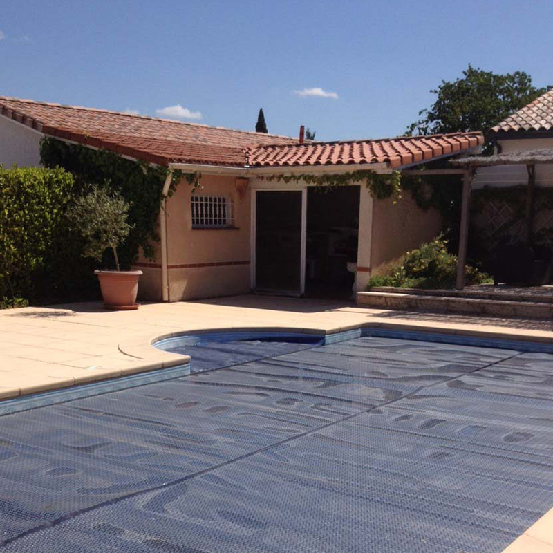 Housse Pour Jacuzzi Housse De Protection Carrée Pour Jacuzzi - 220 X 220 X 30 Cm Resistante Aux Intemperies Protection Exterieure Revetement Argente Cordon De Traction 90093157 Bache Piscine Carrée