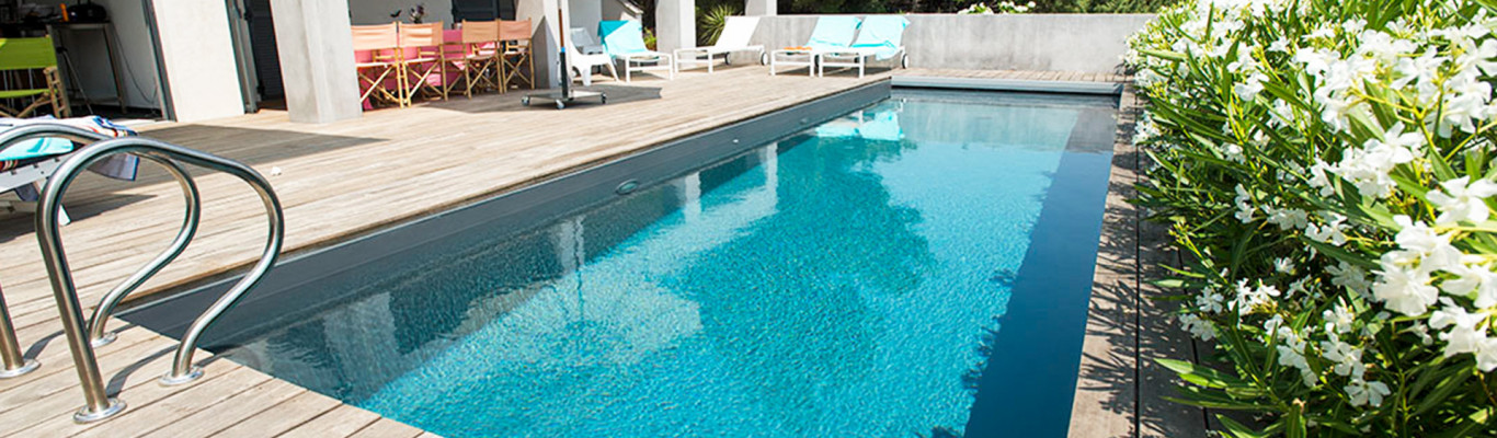 Liners piscine sur-mesure : Qualité et durabilité pour votre piscine.