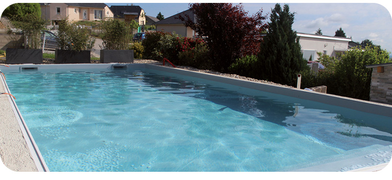 Piscine en bloc poly