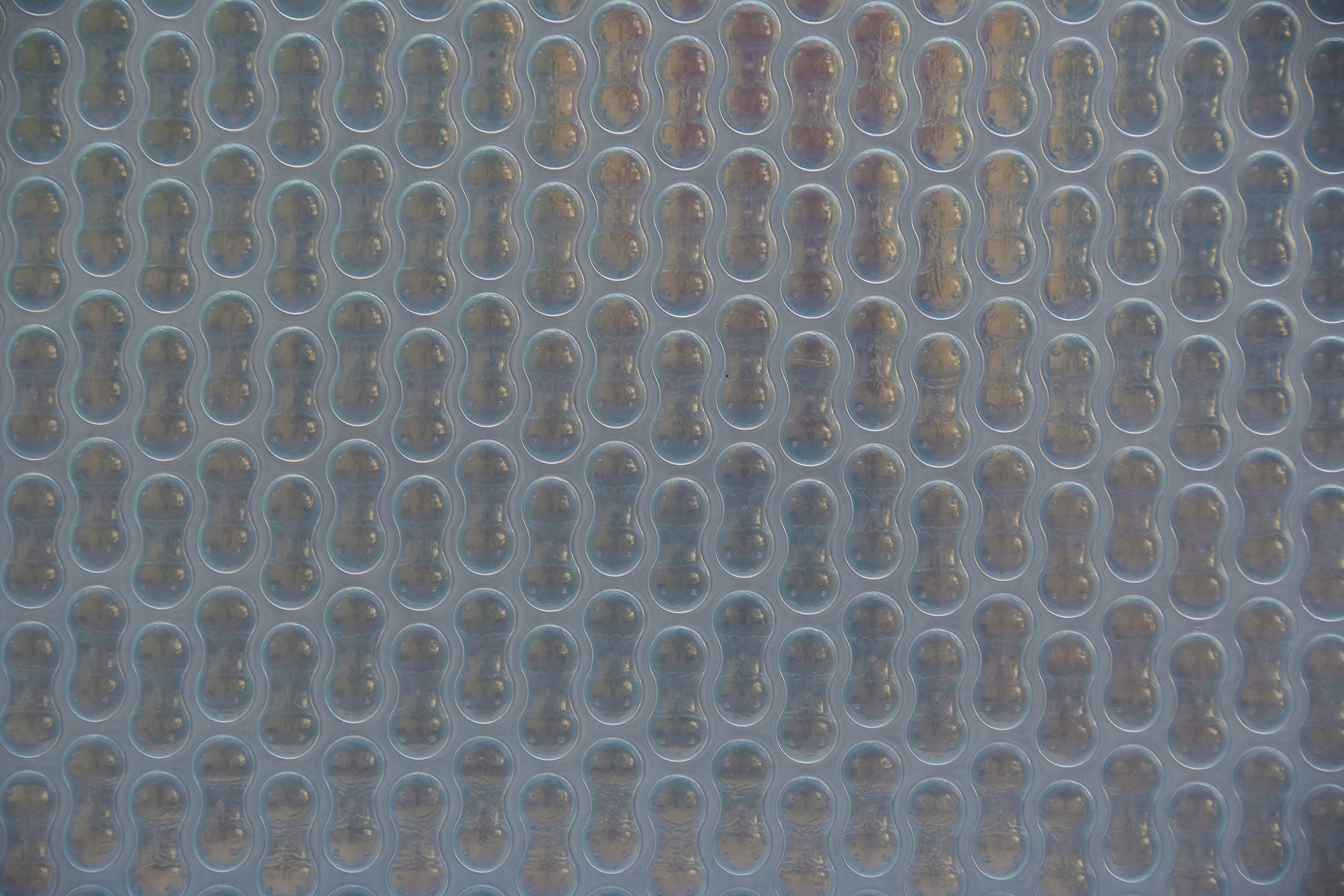 une bâches de piscine double bulles une bâches de piscine double bulles